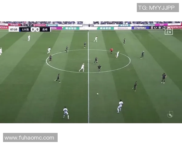 长崎航海与大阪钢巴的激烈对决展现足球魅力与团队精神的巅峰较量