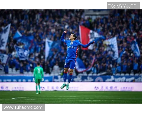 今晚恒大对阵申花期待精彩对决球迷热情高涨助威球队争取胜利