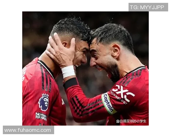 曼联与巴黎激战正酣比分揭晓引发球迷热议与期待