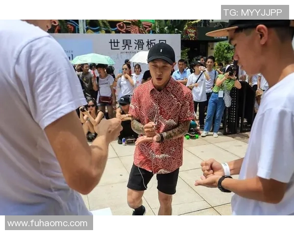 成都滑板队的阵地战揭秘：滑板文化与城市生活的深度交融